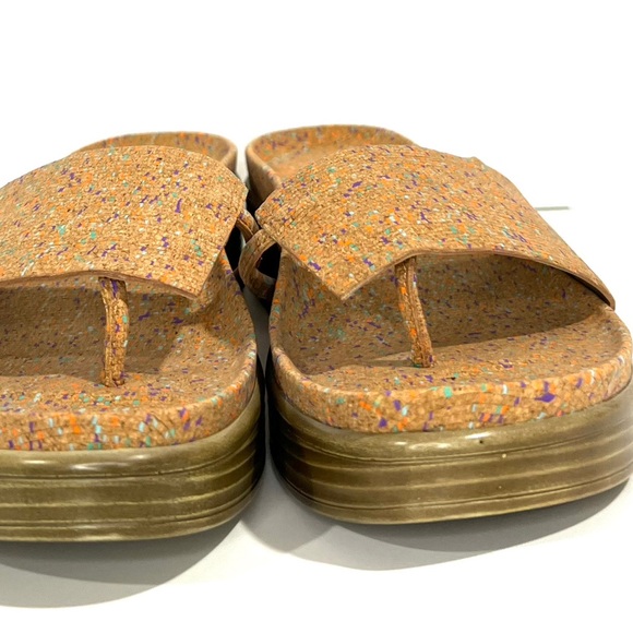 Donald Pliner FIFI Sandal - Picture 3 of 5